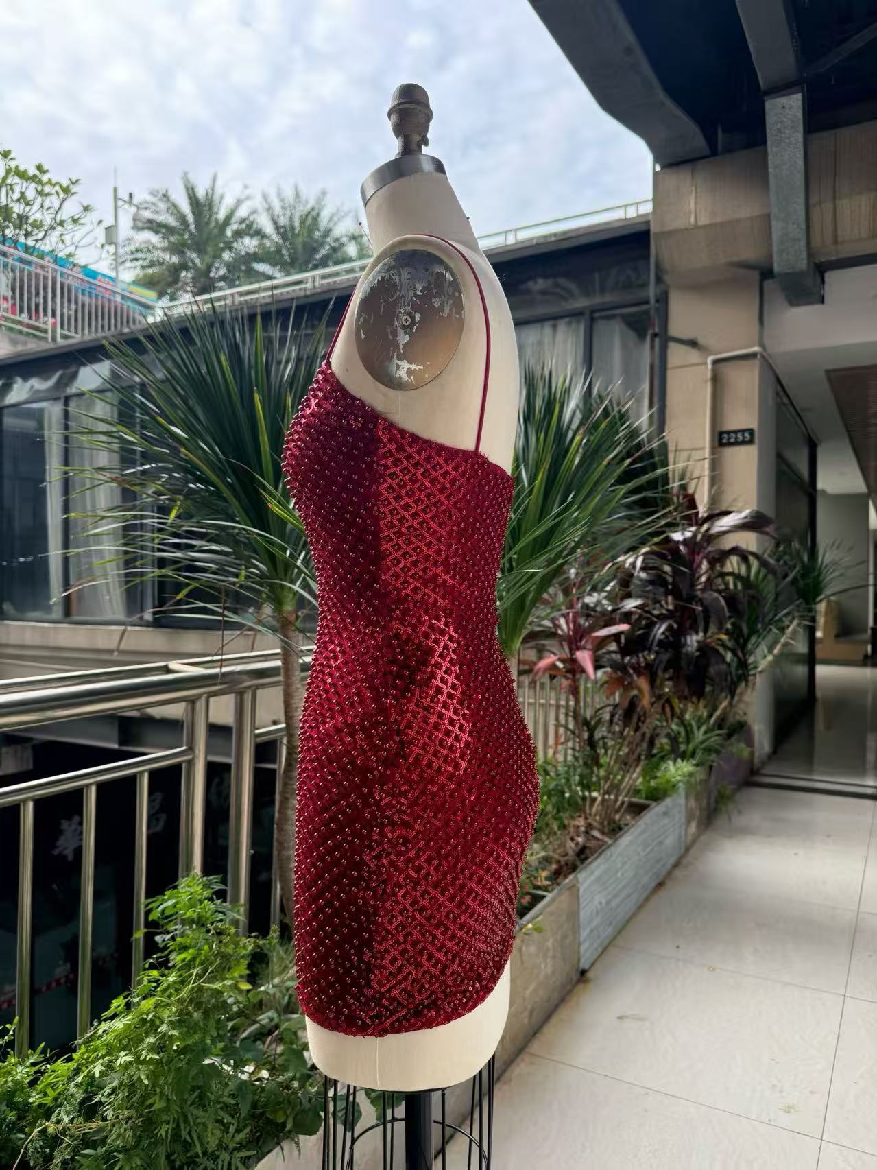 فستان نسائي ضيق مزين بالأحجار  - مراجعة Sparkly Rhinestone Club Party Dress وسعره