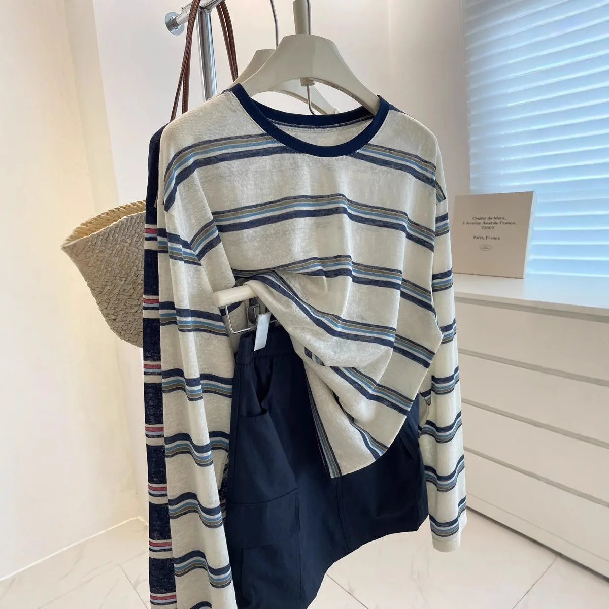 بلوزة نسائية طويلة الأكمام بتص - مراجعة Blouses وسعره